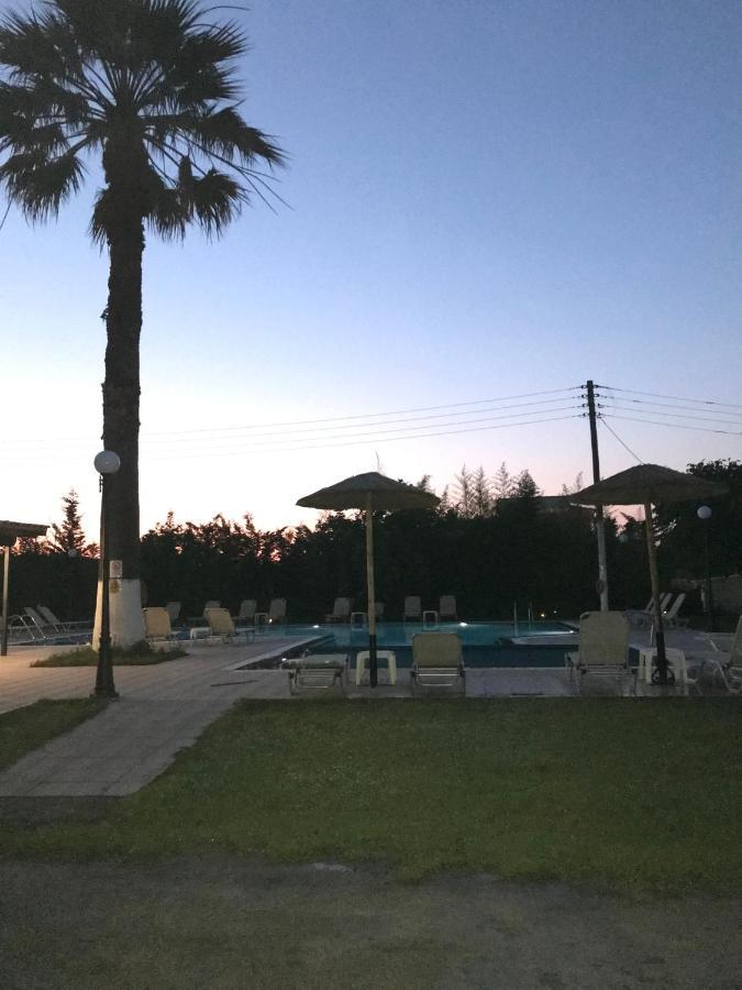 Banos Apartments And Swimming Pool Roda  Exterior photo